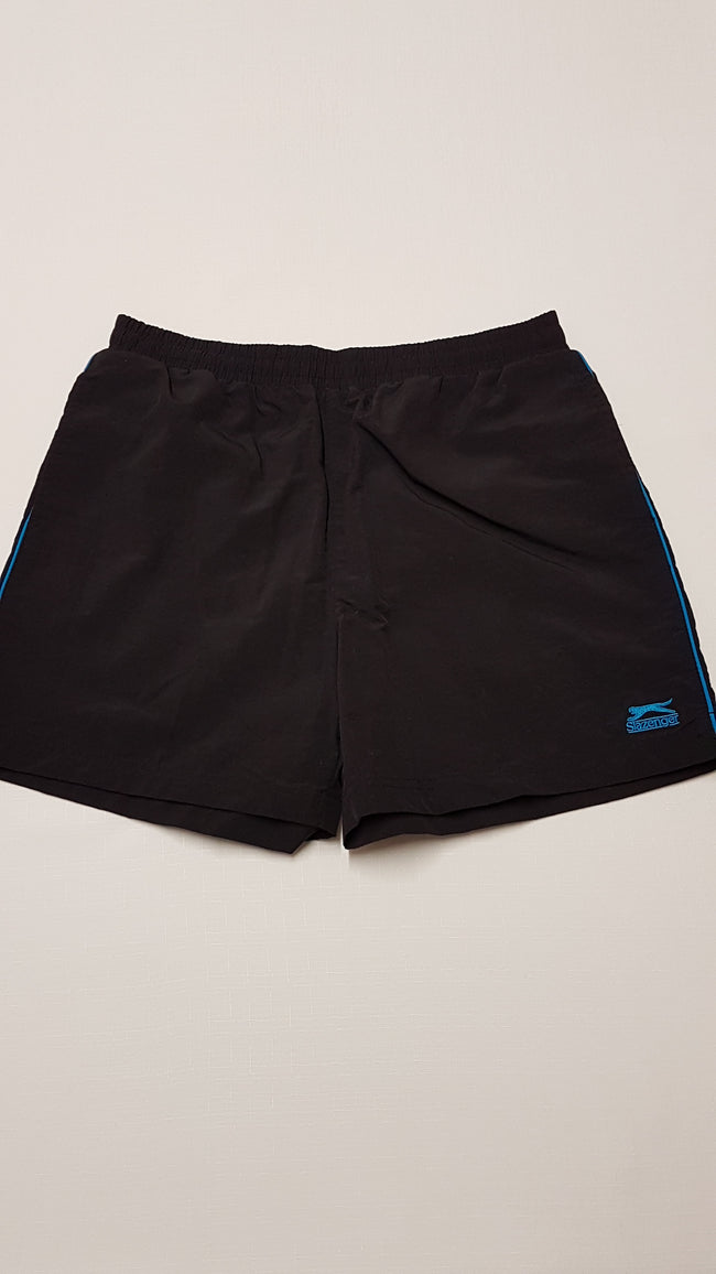 ÚJ SLAZENGER HÁLÓS BELSEJŰ,FEKETE SZÍNŰ KISFIÚ SPORTNACI 158 Hover Image