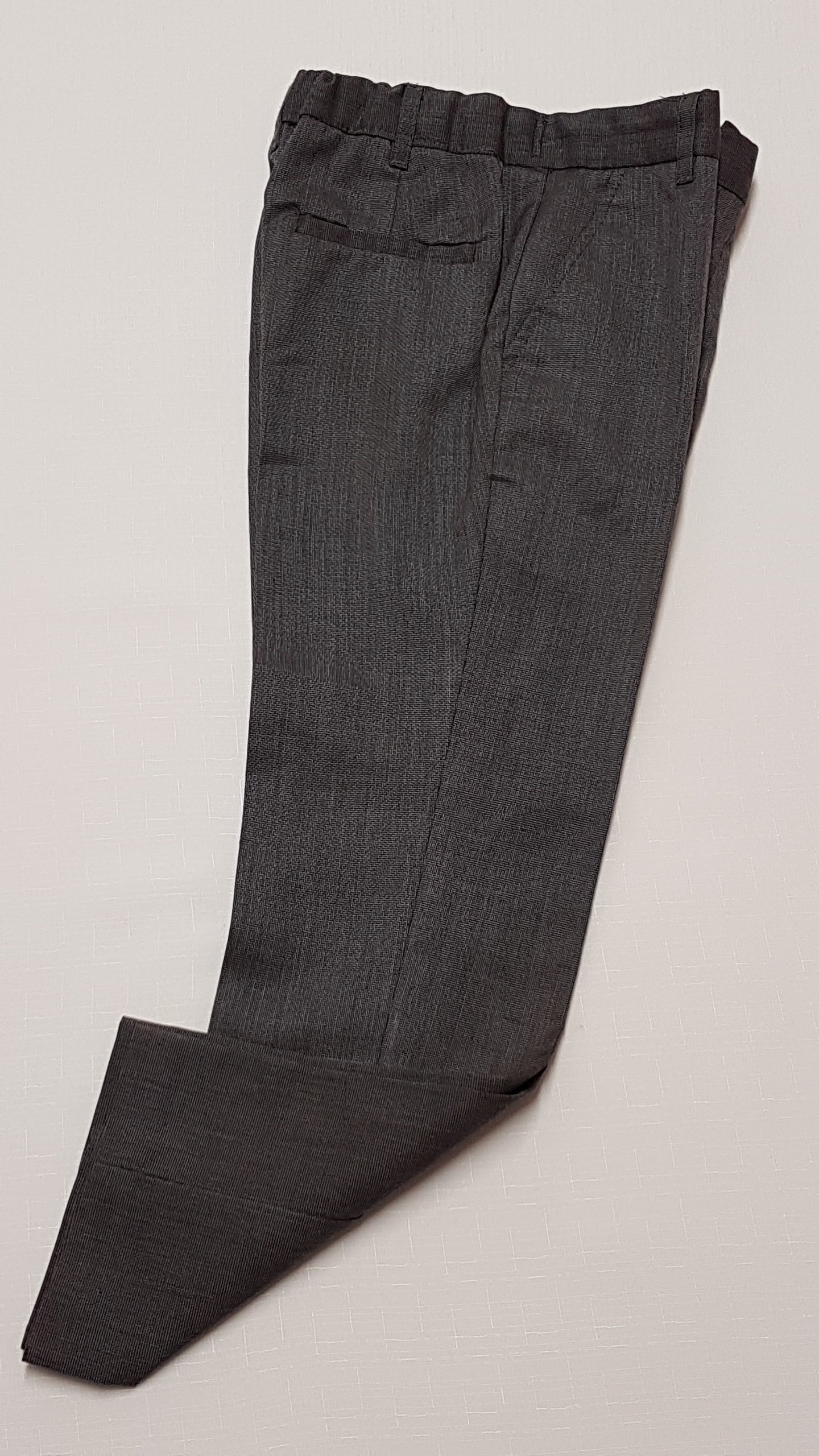JOHN ROCHA EXTRAMINŐSÉGŰ,ELEGÁNS KISFIÚ ÖLTÖNY NADRÁG 116-122