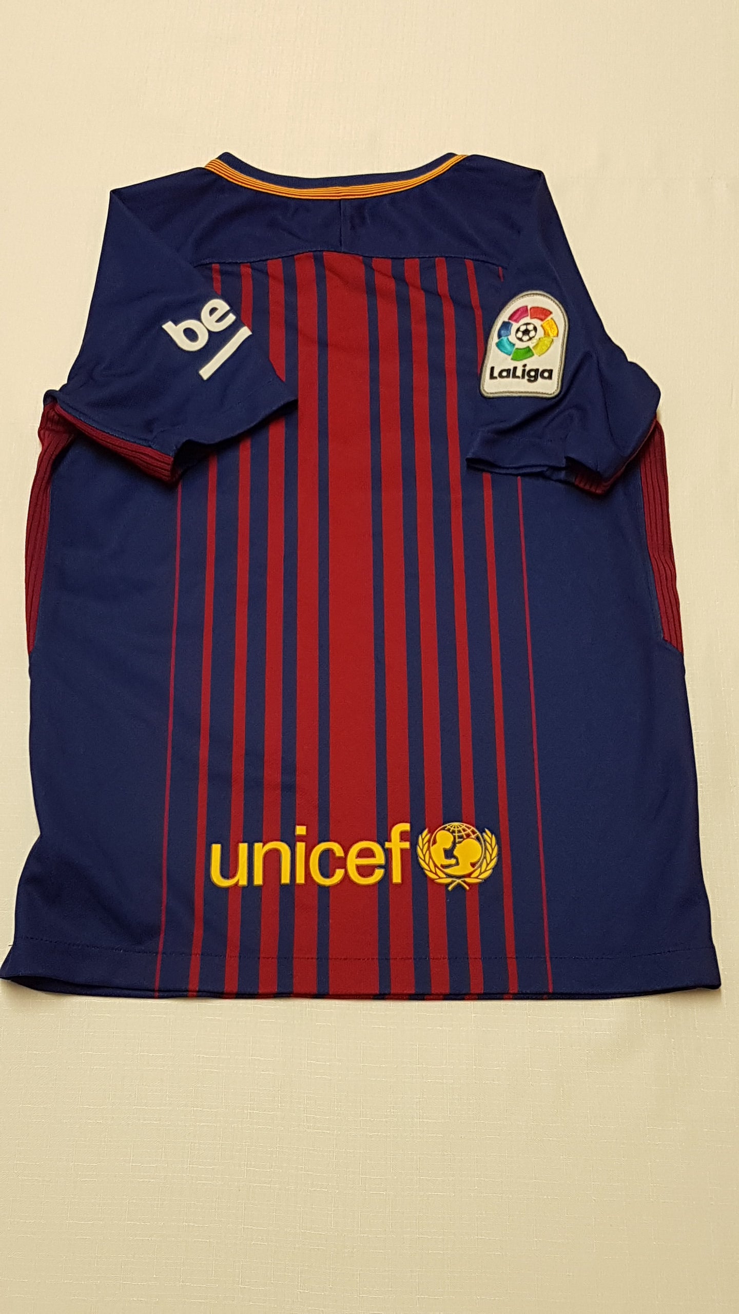 NIKE EXTRAMINŐSÉGŰ EREDETI BARCELONA FOOTBALL MEZ 128-137