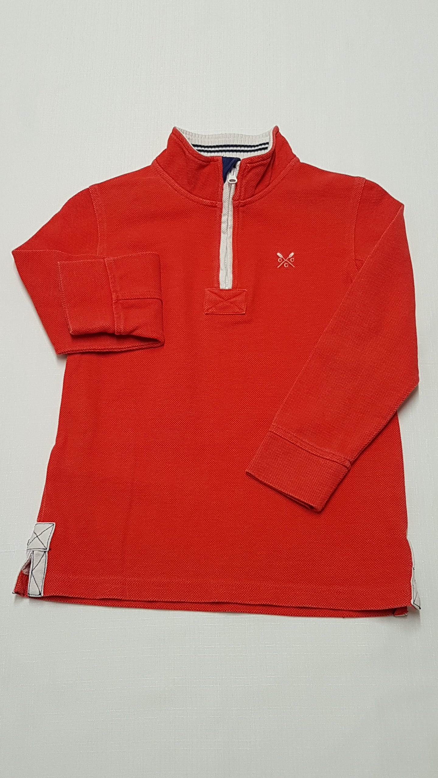 CREW CLOTHING NARANCSSÁRGA SZÍNŰ,ELÖL CIPZÁROS,TRENDI KISFIÚ PULÓVER 116-122