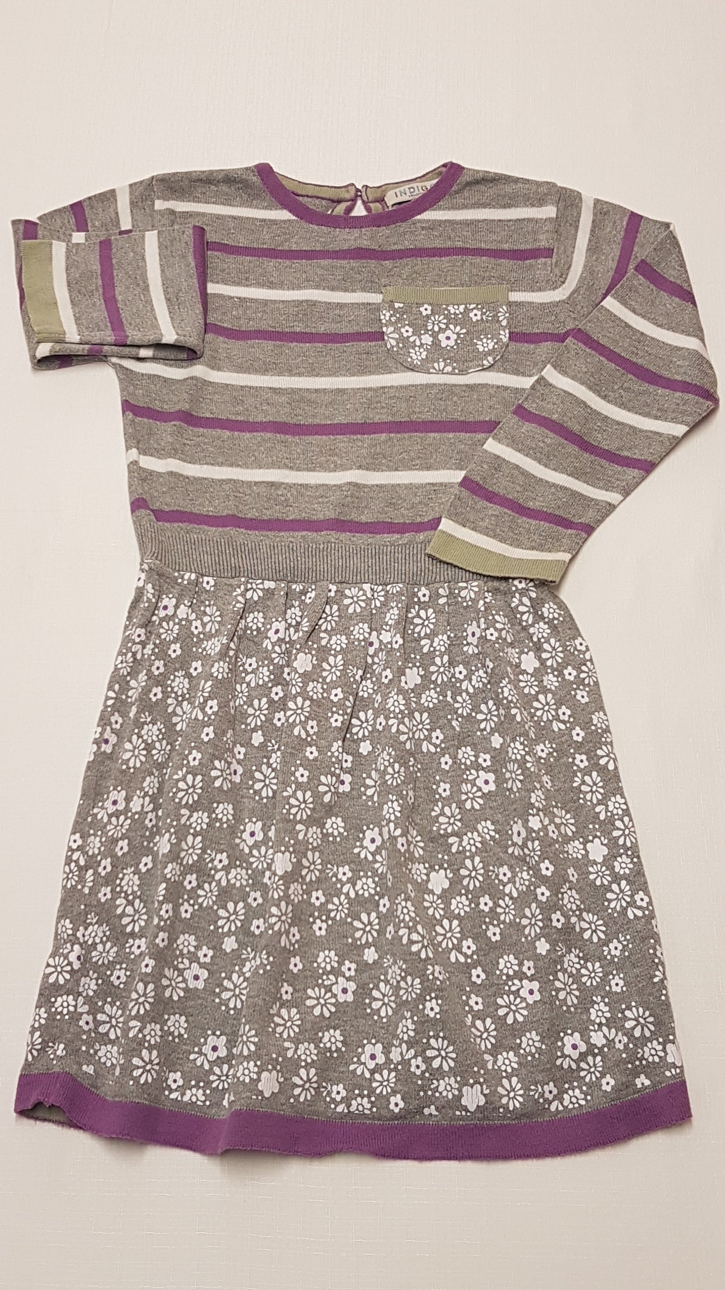 INDIGO COLLECTION CSÍKOS,VIRÁGMINTÁS,KÖTÖTT KISLÁNY RUHA 122