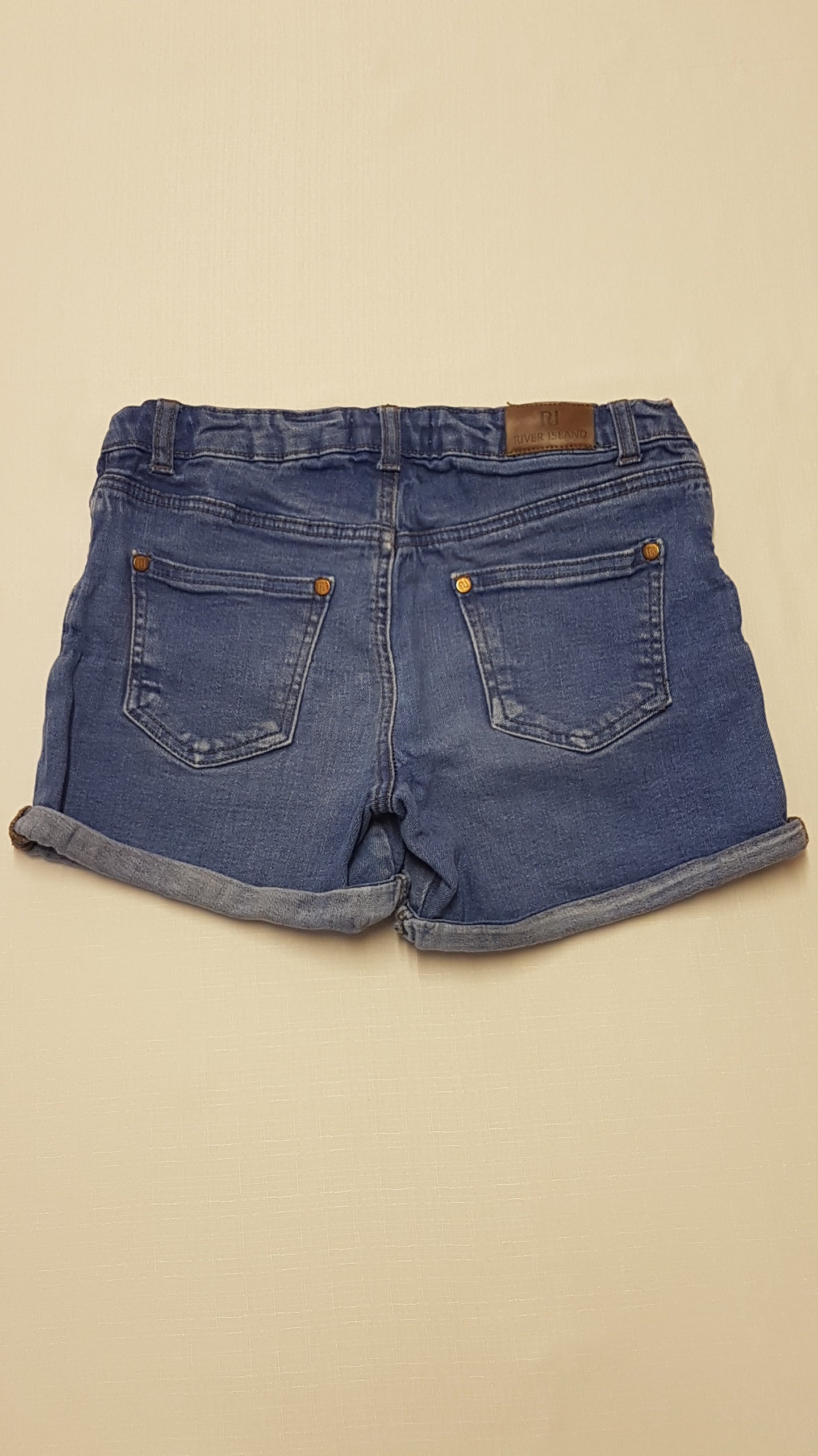 RIVER ISLAND TRENDI,KOPTATOTT KISLÁNY RÖVIDNACI 146-152