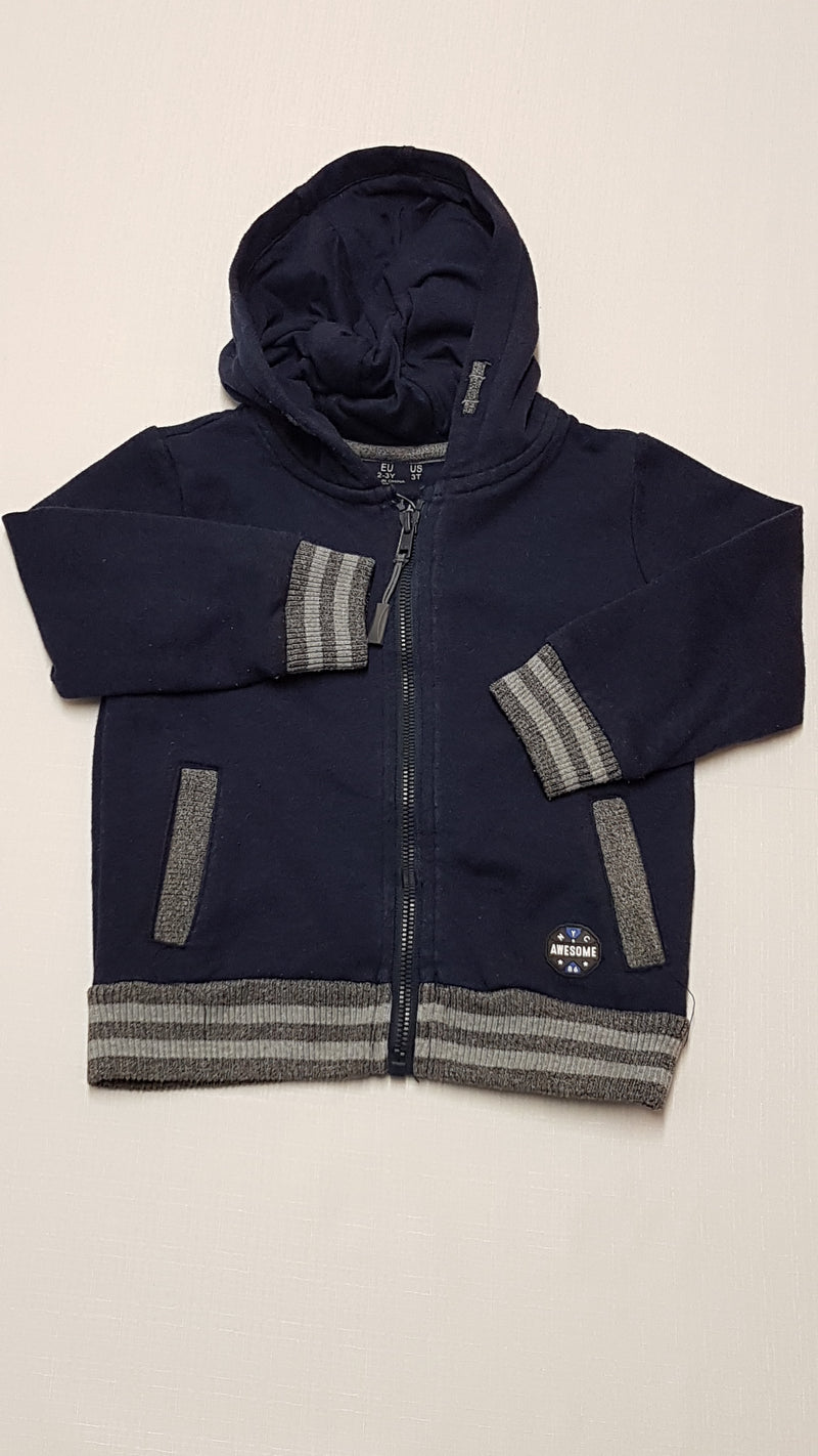 F&F KIDS SÖTÉTKÉK,KAPUCNIS,CIPZÁROS KISFIÚ PULÓVER 98