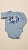 F&F KIDS DADDYS MISCHIEF MAKER FELIRATÚ KISFIÚ BODY 80