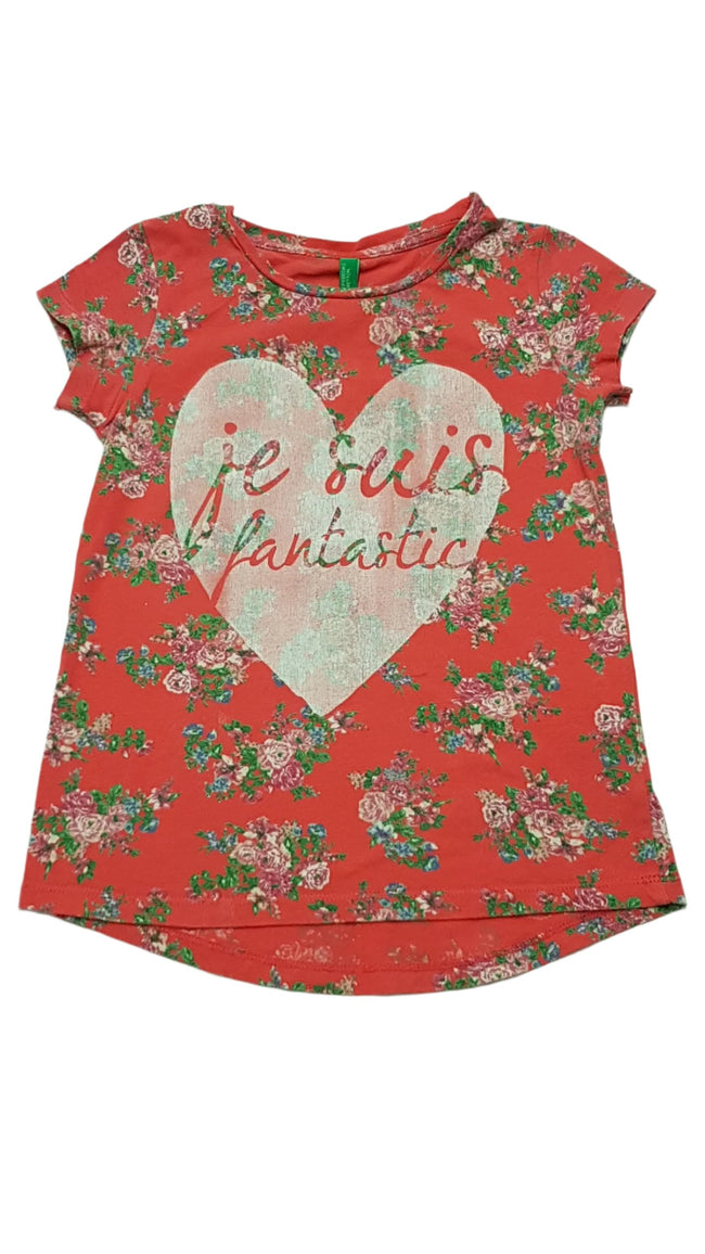 BENETTON SZÍVECSKÉS,FELIRATOS,VIRÁGOS KISLÁNY PÓLÓ 98 Hover Image