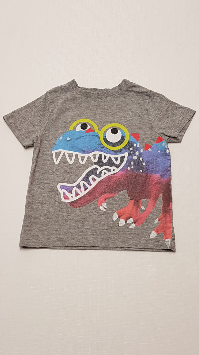 F&F KIDS DÍNÓS,SZÜRKE SZÍNŰ KISFIÚ PÓLÓ 98 Hover Image