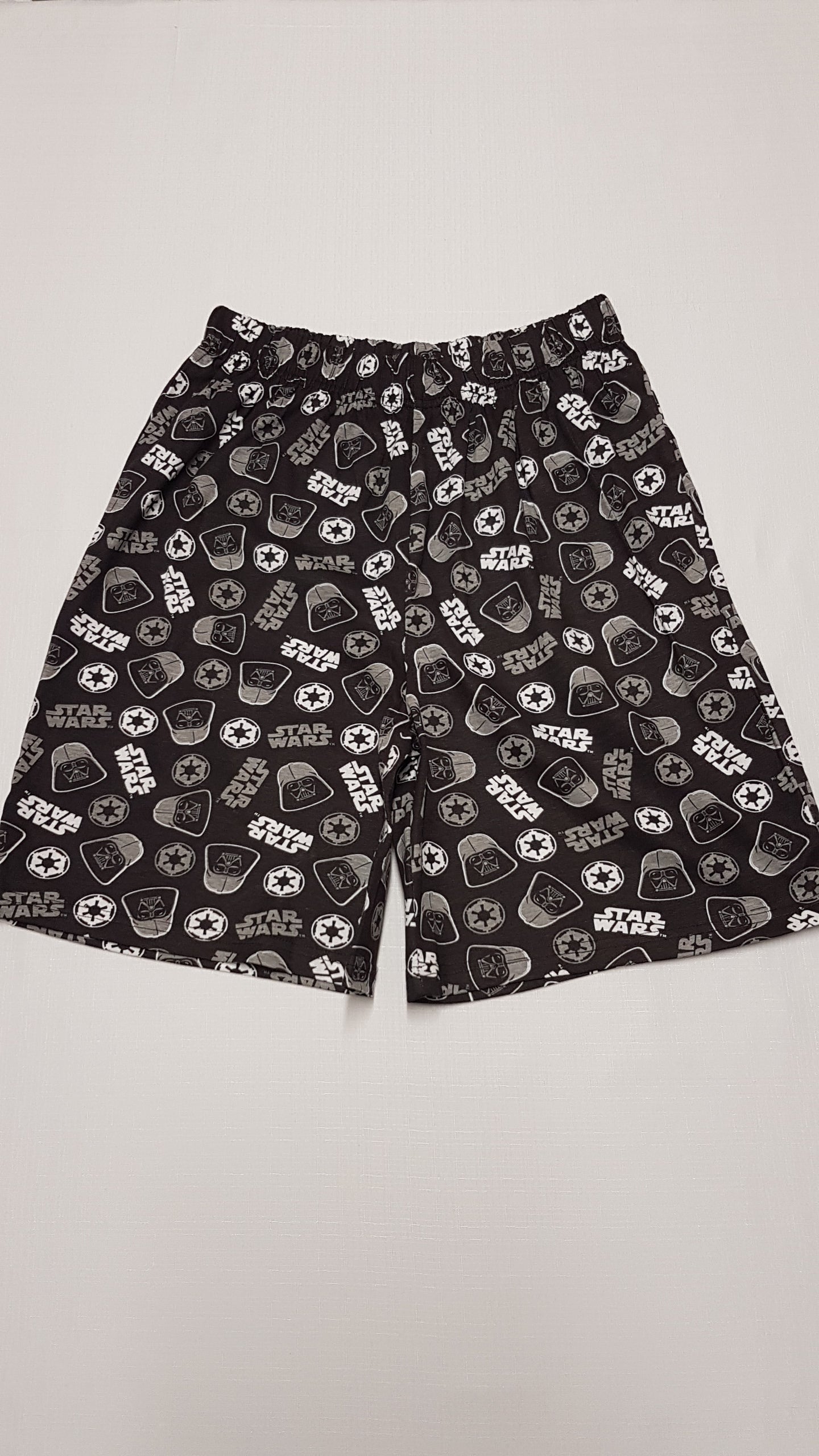 STAR WARS LENGE KISFIÚ BERMUDA NACI 164