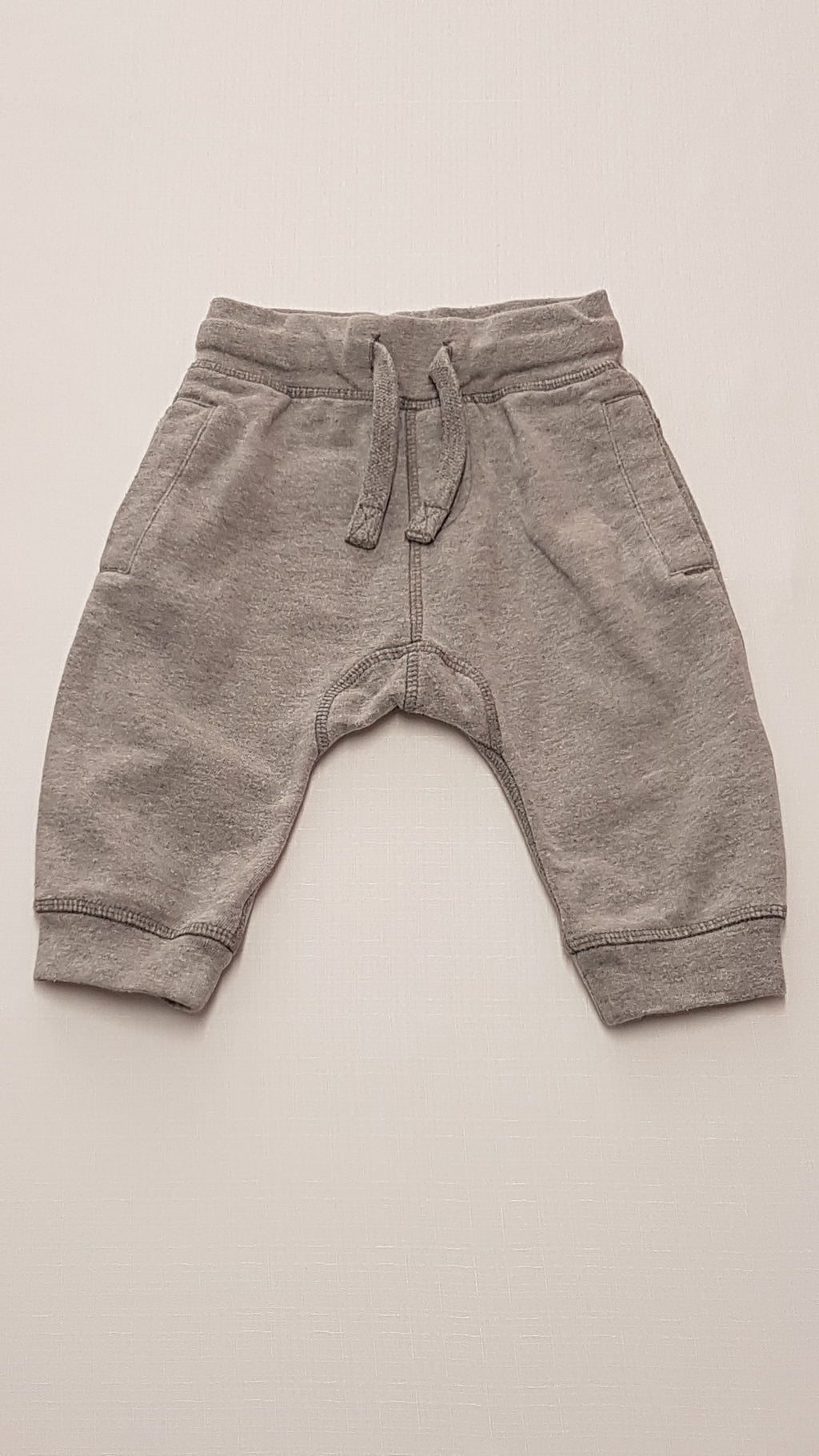 NEXT SZÜRKE SZÍNŰ  KISFIÚ JOGGER 74