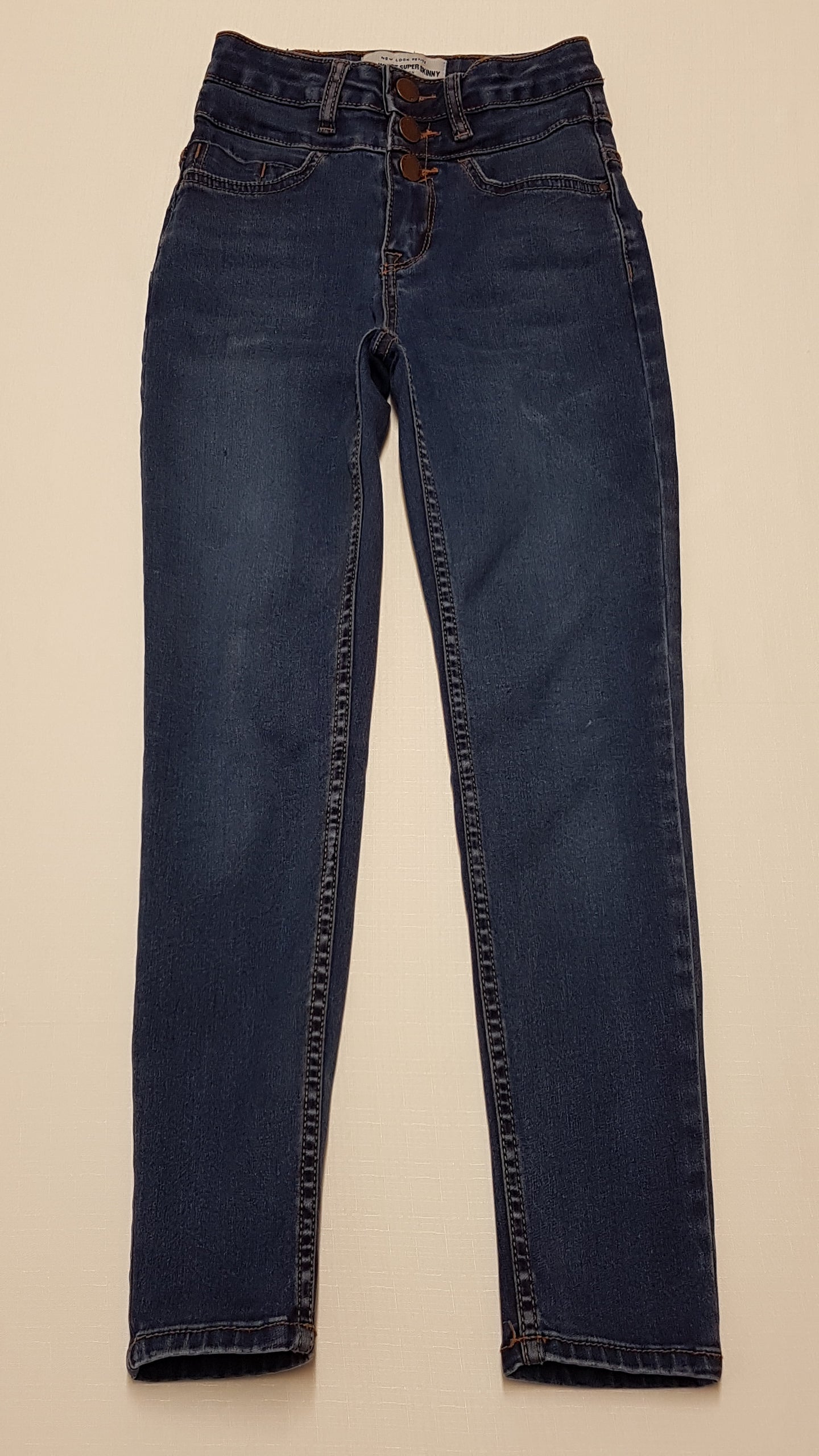 NEW LOOK SUPER SKINNY MAGAS DEREKÚ,GOMBOS,TRENDI,MINŐSÉGI KISLÁNY FARMERNADRÁG 146-152