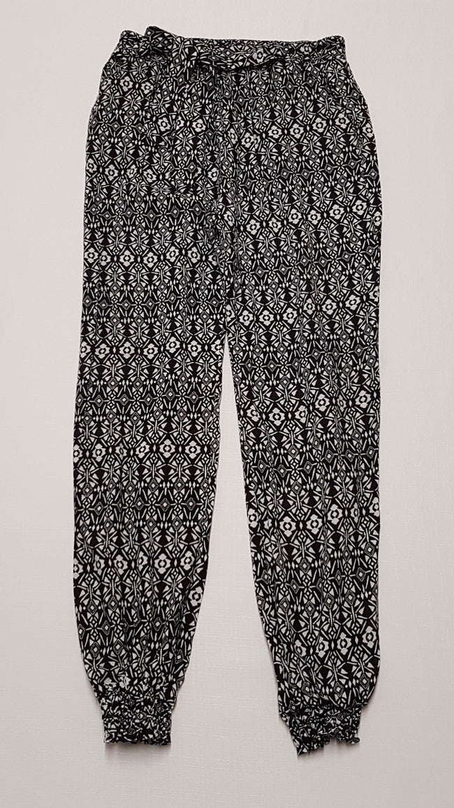 PRIMARK LENGE,BUGGYOS SZÁRÚ KISLÁNY DIVATNACI 146 Hover Image