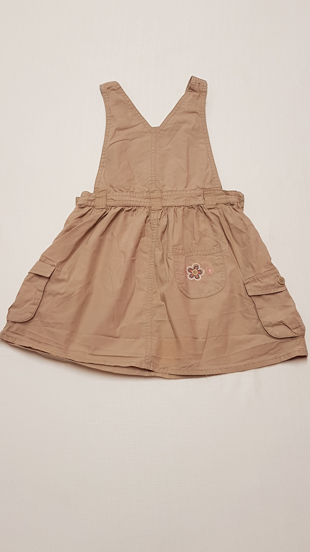 MATALAN MOGYORÓ SZÍNŰ,HÍMZETT,KANTÁROS KISLÁNY RUHA 104
