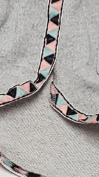 PRIMARK SZÜRKE SZÍNŰ KISLÁNY RÖVIDNADRÁG,SZÍNES SZEGŐVEL 158