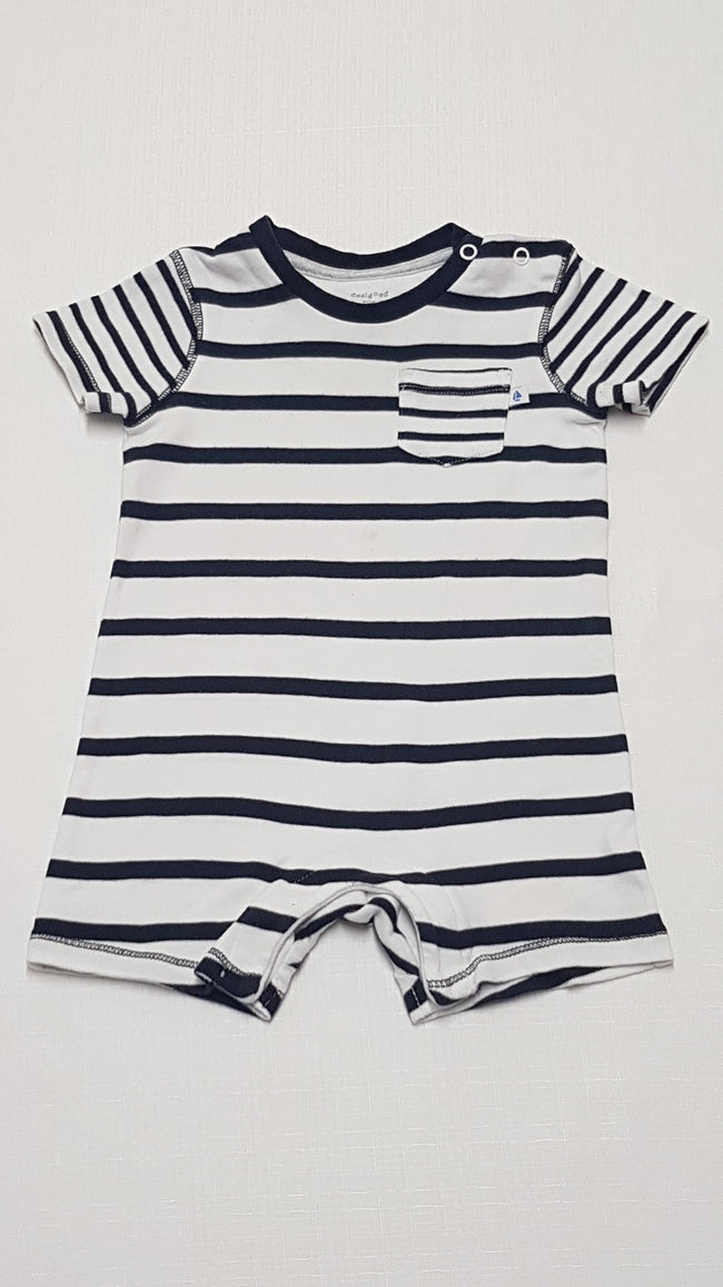 F&F KIDS CSÍKOS KISFIÚ NAPOZÓ 74 Hover Image