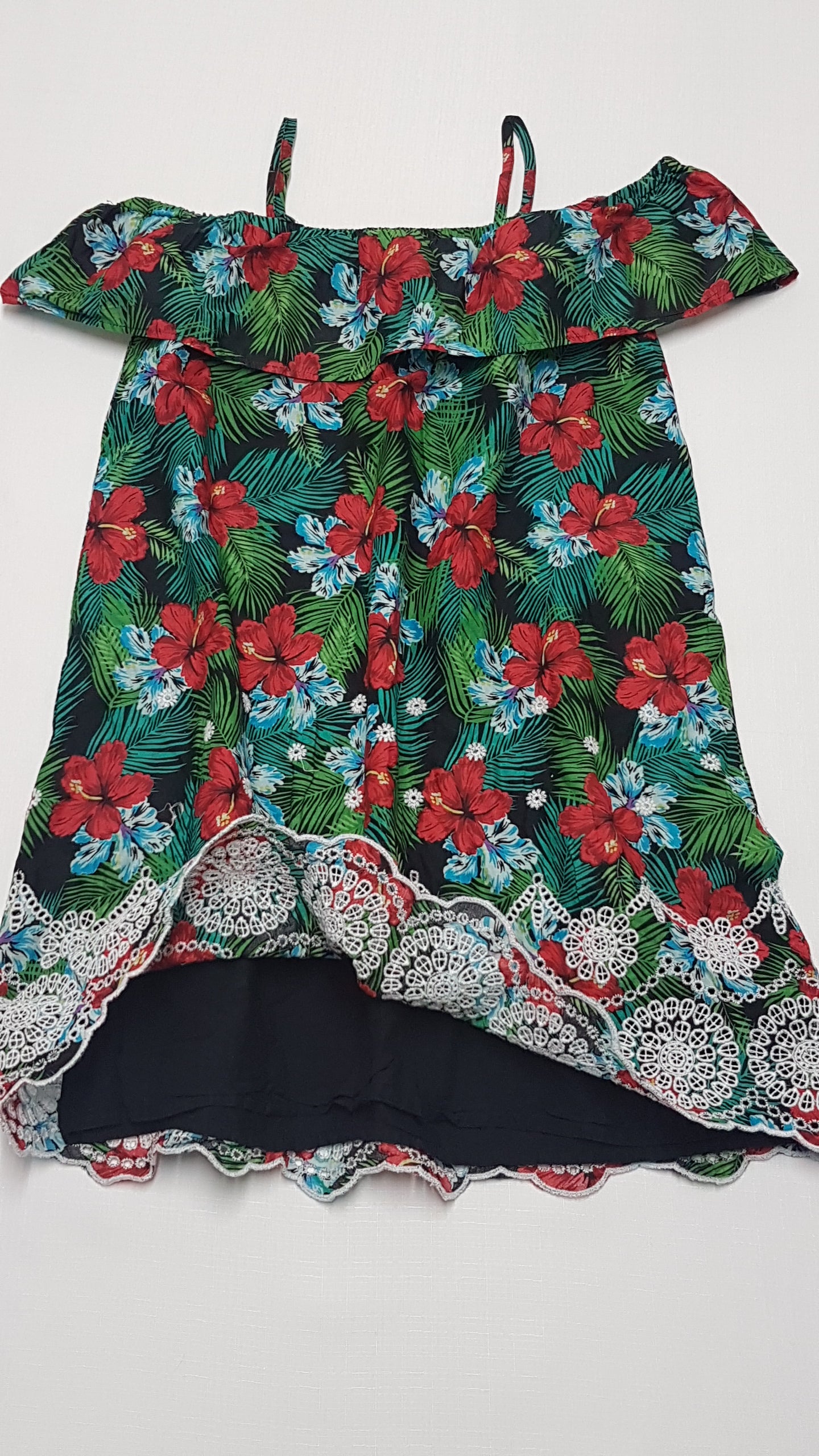 TU KIDS GYÖNYÖRŰ SZÉP,MADEIRÁS ALJÚ,HAWAII VIRÁGMINTÁS KISLÁNY RUHA 140