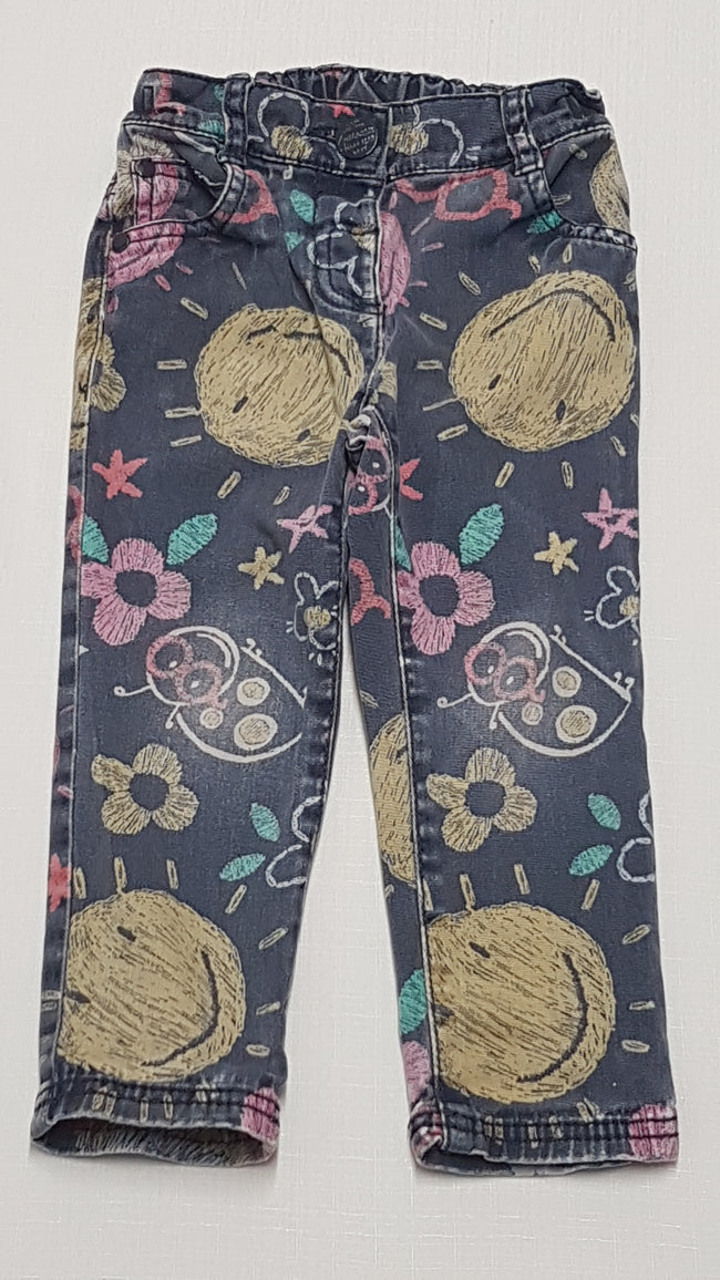 NEXT MOSOLYGÓ FEJES,VIDÁM MINTÁS KISLÁNY FARMERNACI ,ÁLLÍTHATÓ GUMIS DERÉKRÉSSZEL 92 Hover Image