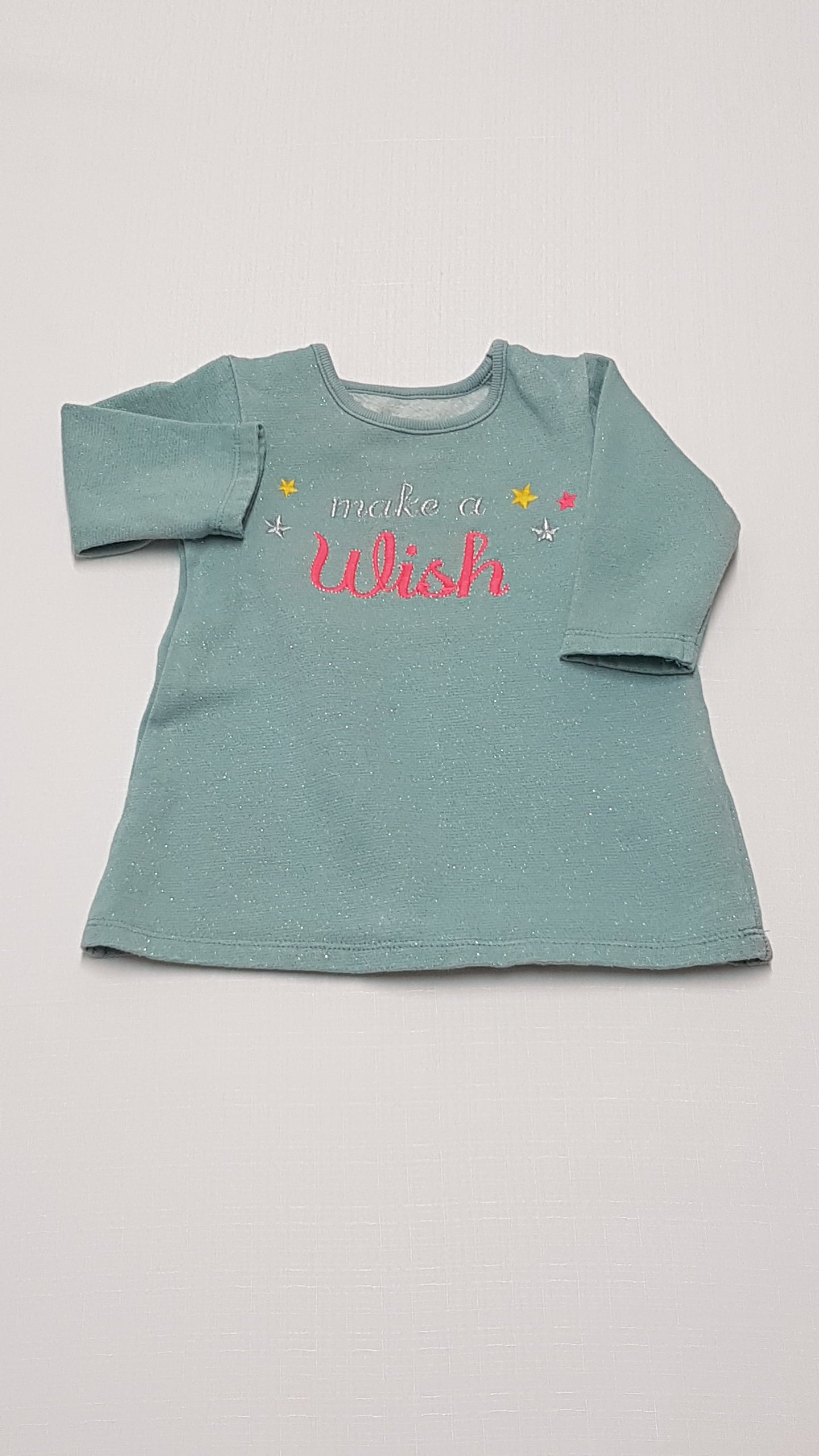 M&S MAKE A WISH FELIRATÚ,CSILLOGÓ EZÜST SZÁLAS,VASTAGABB KISLÁNY TUNIKA RUHA 68