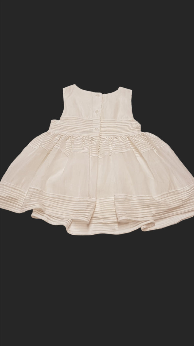 H&M CSODÁLATOS TÖRTFEHÉR SZÍNŰ,3D VIRÁGOS,ALKALMI KISLÁNY RUHA 74 Main Image