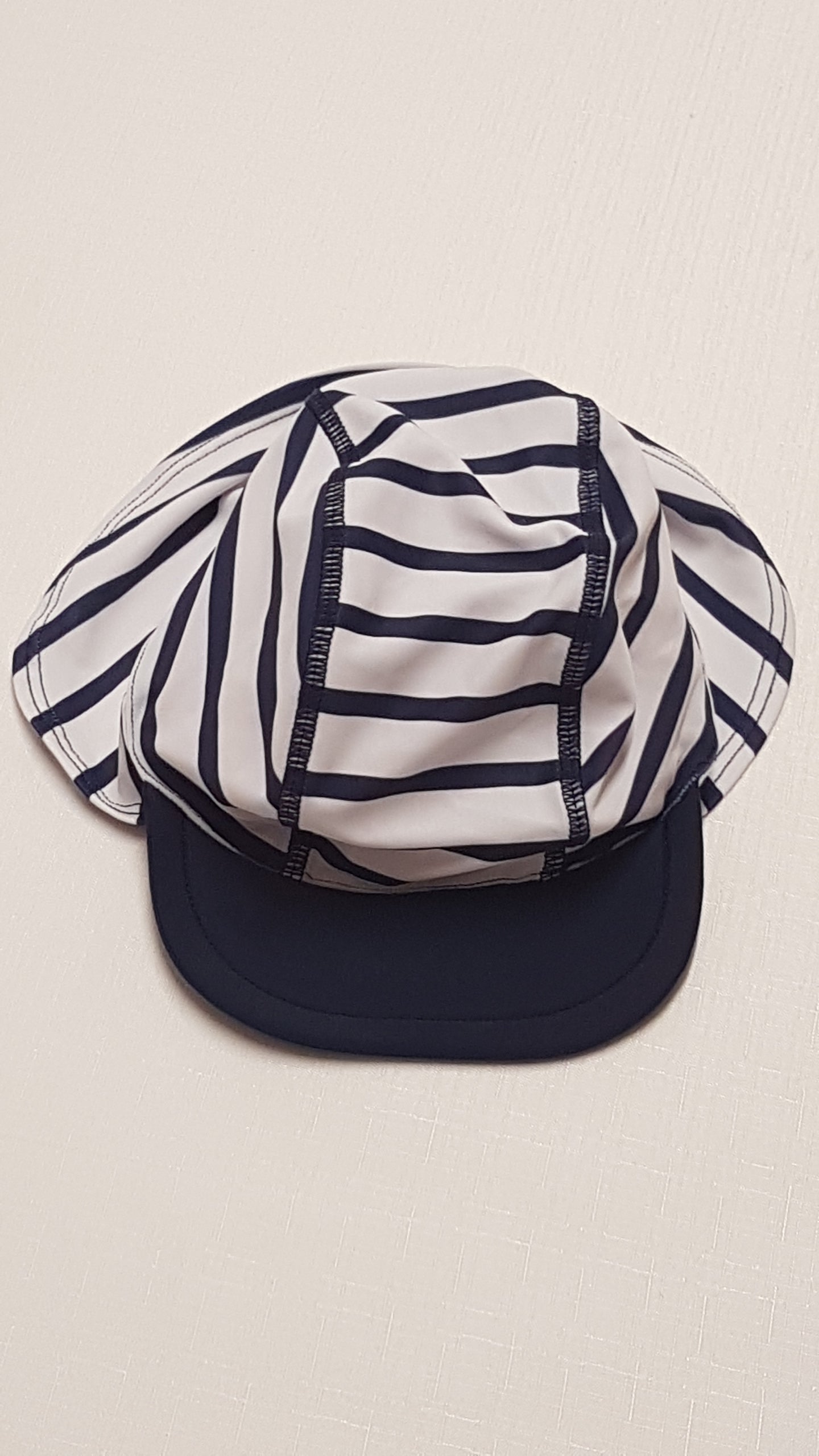 MATALAN KÉK-FEHÉR CSÍKOS KISFIÚ STRANDSAPI 50-56