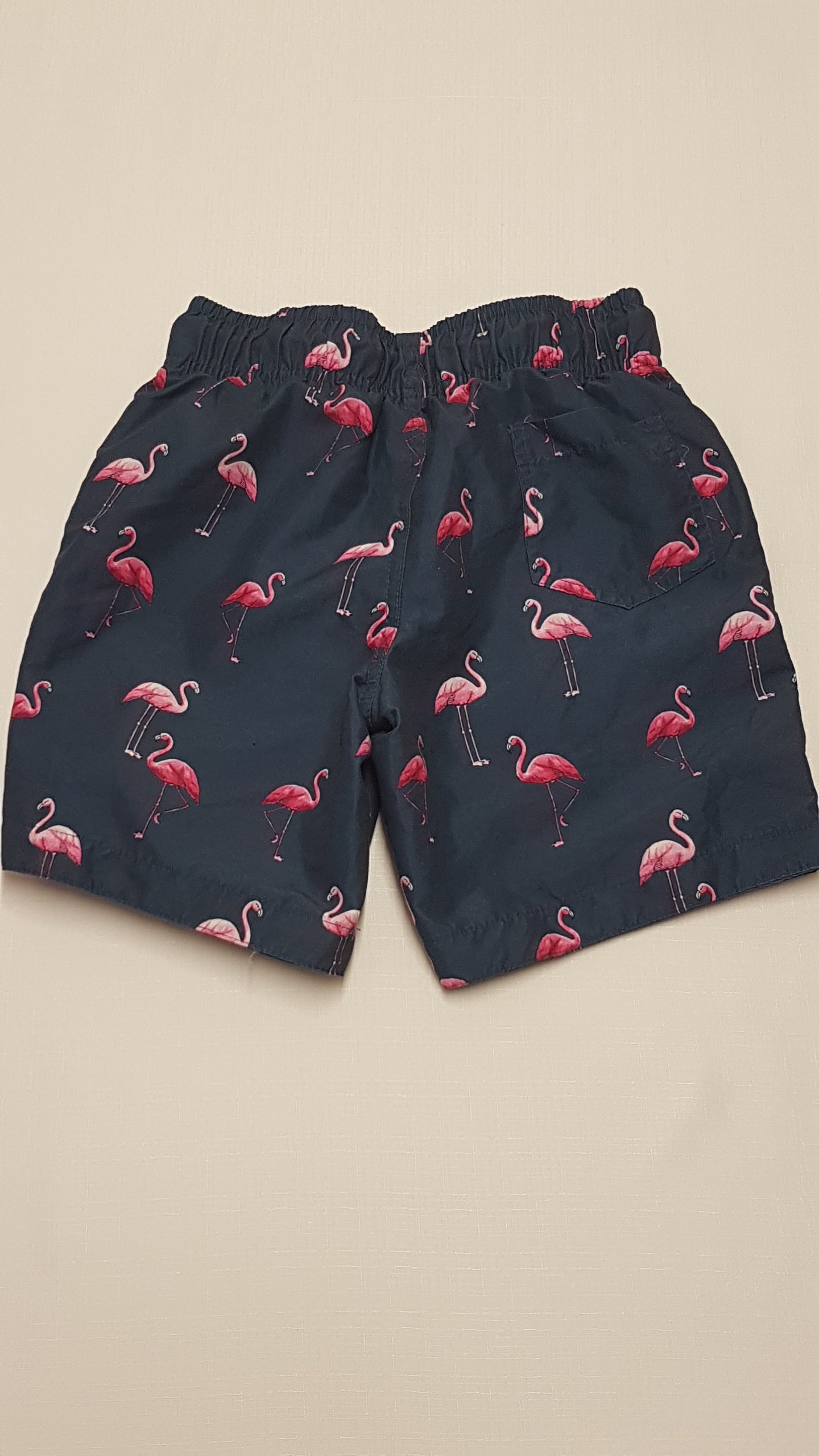 PRIMARK FLAMINGÓ MINTÁS ,VAGÁNY KISFIÚ FÜRDŐNADRÁG 140