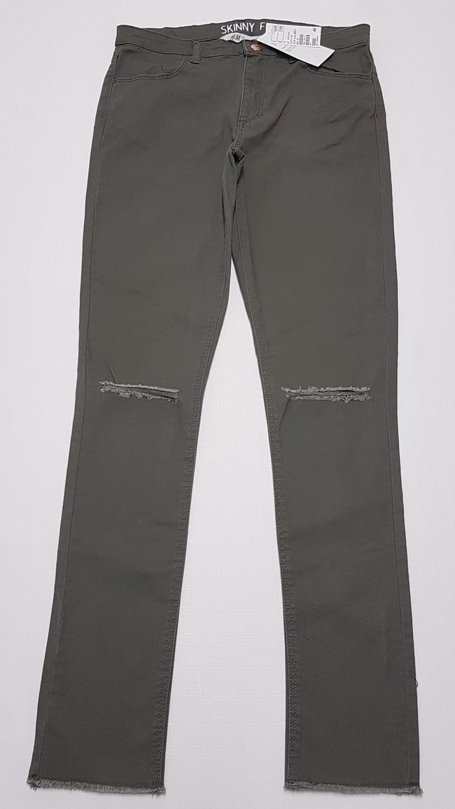 CÍMKÉS H&M OLIVZÖLD SZÍNŰ,TRENDI KISFIÚ FARMERNADRÁG 164-176 Main Image