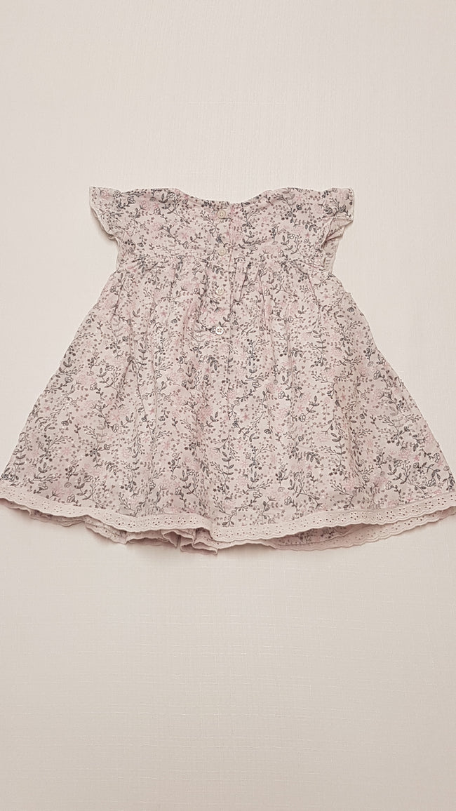 GEORGE TÜNDÉRI,APRÓ VIRÁGMINTÁS KISLÁNY RUHÁCSKA 86-92 Hover Image