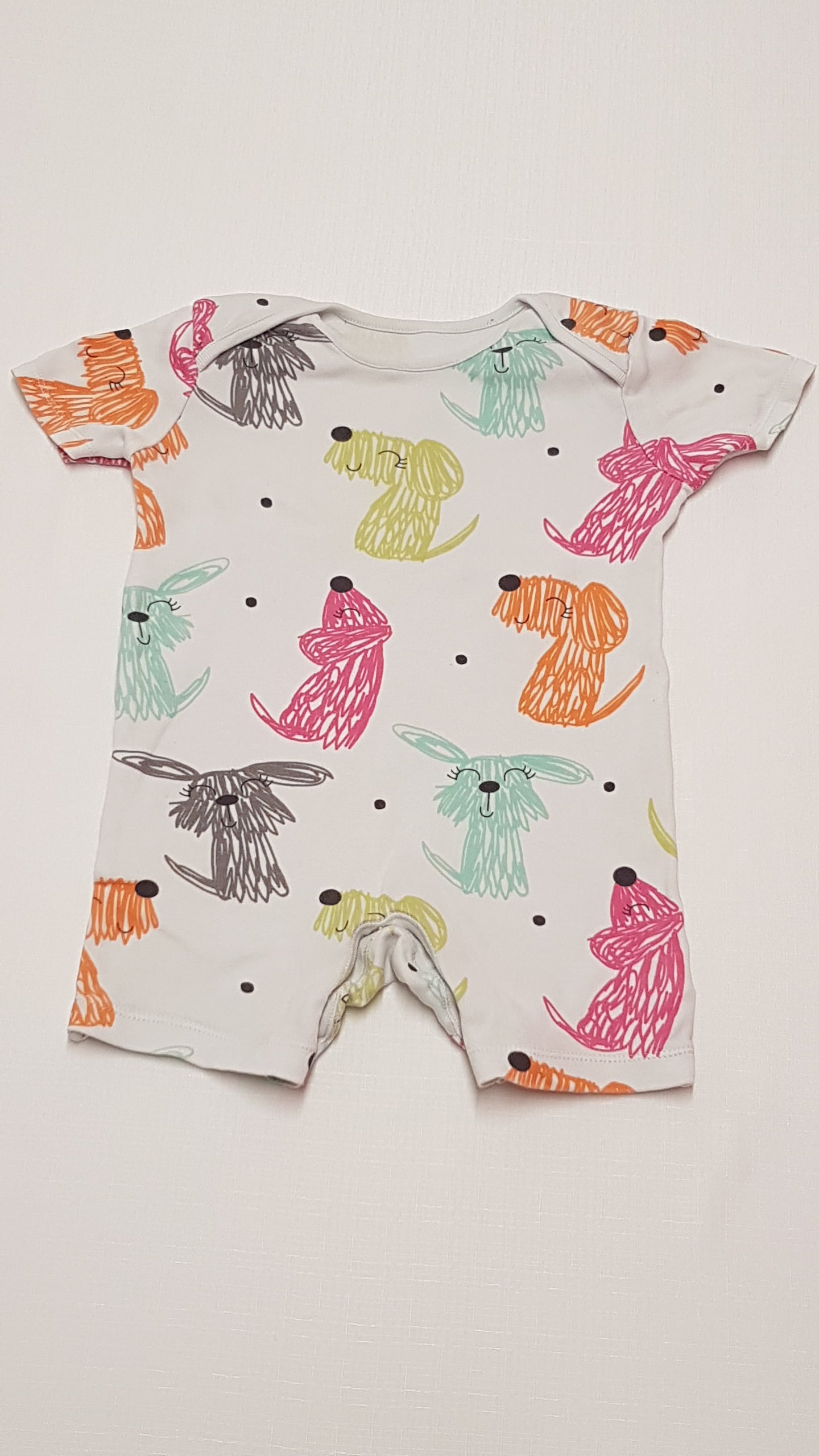 F&F KIDS SZÍNES KUTYUSOS UNISEX NAPOZÓ 92
