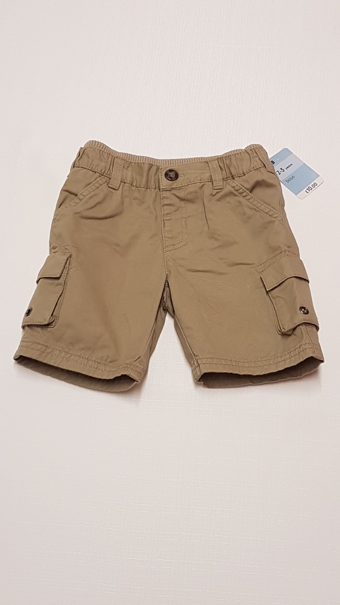 CÍMKÉS MOTHERCARE EXTRAMINŐSÉGŰ,GUMIS DEREKÚ,SOK ZSEBES,TRENDI KISFIÚ BERMUDANACI 98