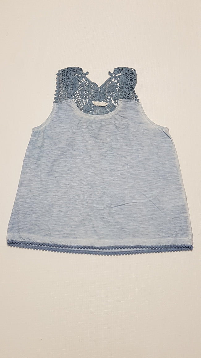 MATALAN VILÁGOSKÉK SZÍNŰ,HÍMZETT ,DIVATOS KISLÁNY PÓLÓ 140 Hover Image