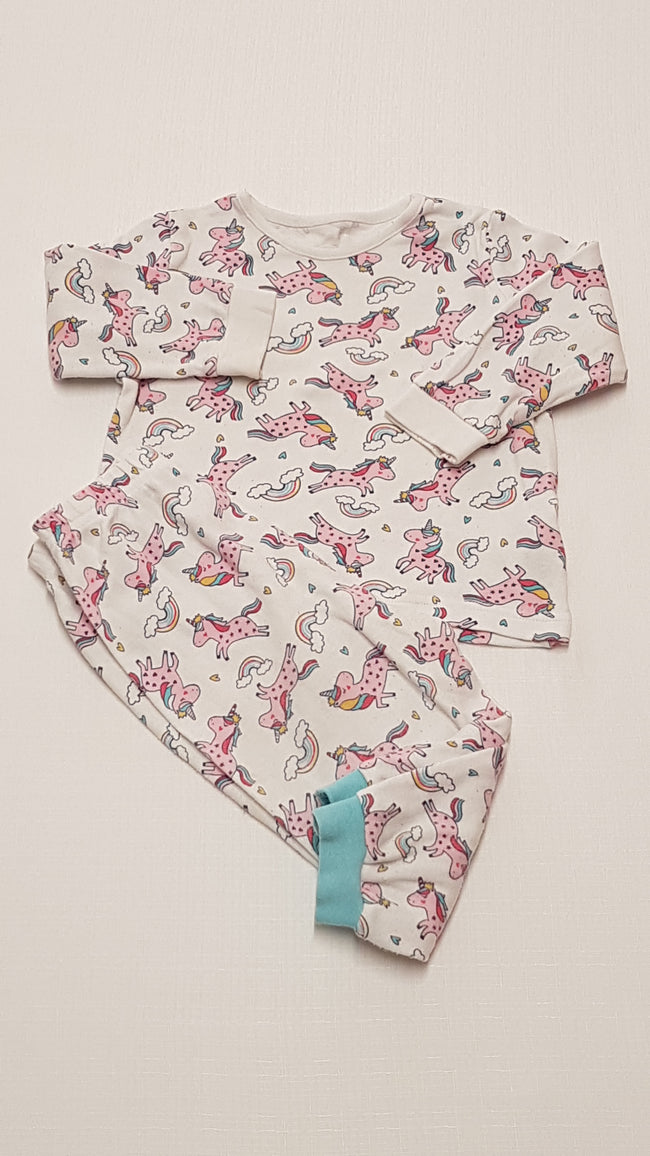 GEORGE TÜNDÉRI UNICORNOS, PAMUT KISLÁNY PIZSI 74-80 Hover Image