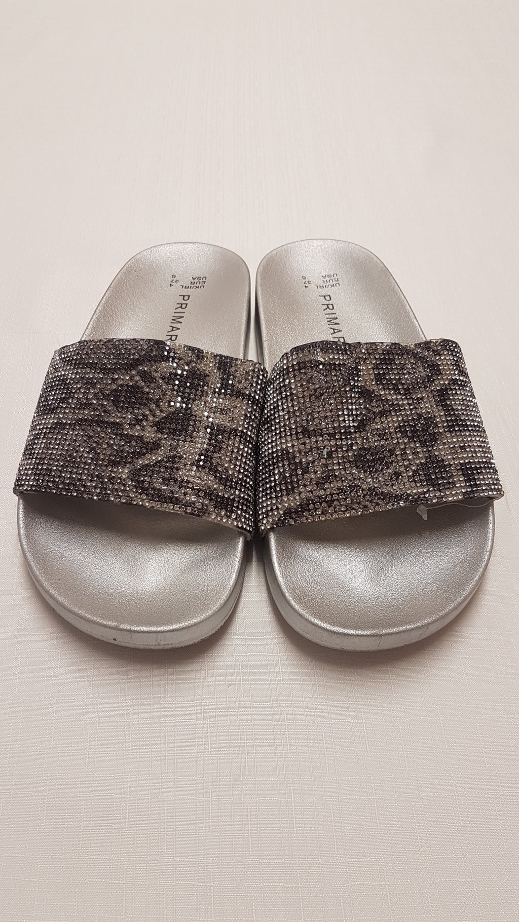 PRIMARK CSILLOGÓ KÖVES, DIVATOS KISLÁNY PAPUCS 37