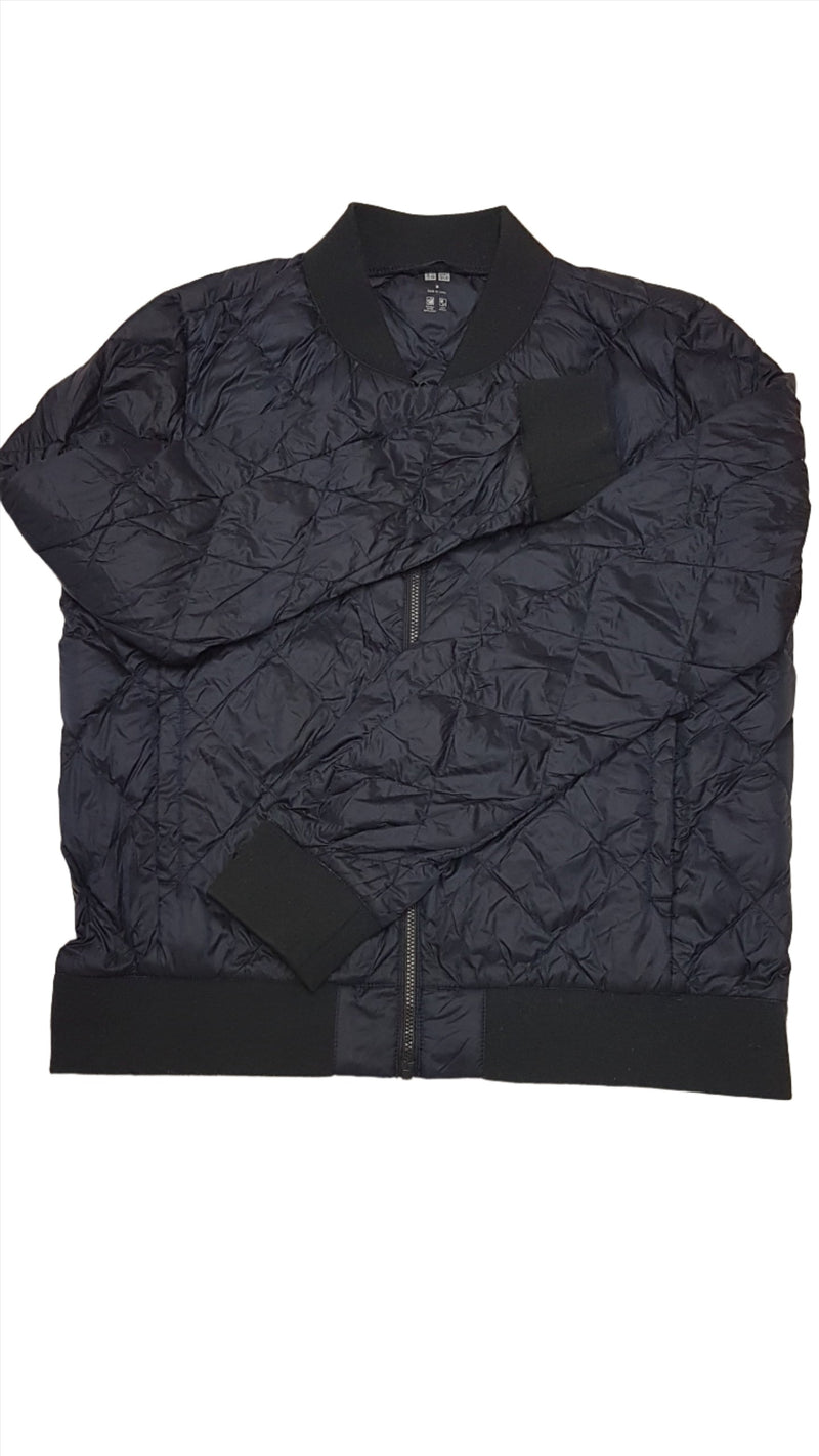 UNIQLO SÖTÉTKÉK SZÍNŰ,PILLEKÖNNYŰ, ÁTMENETI STEPPELT KISFIÚ DZSEKI