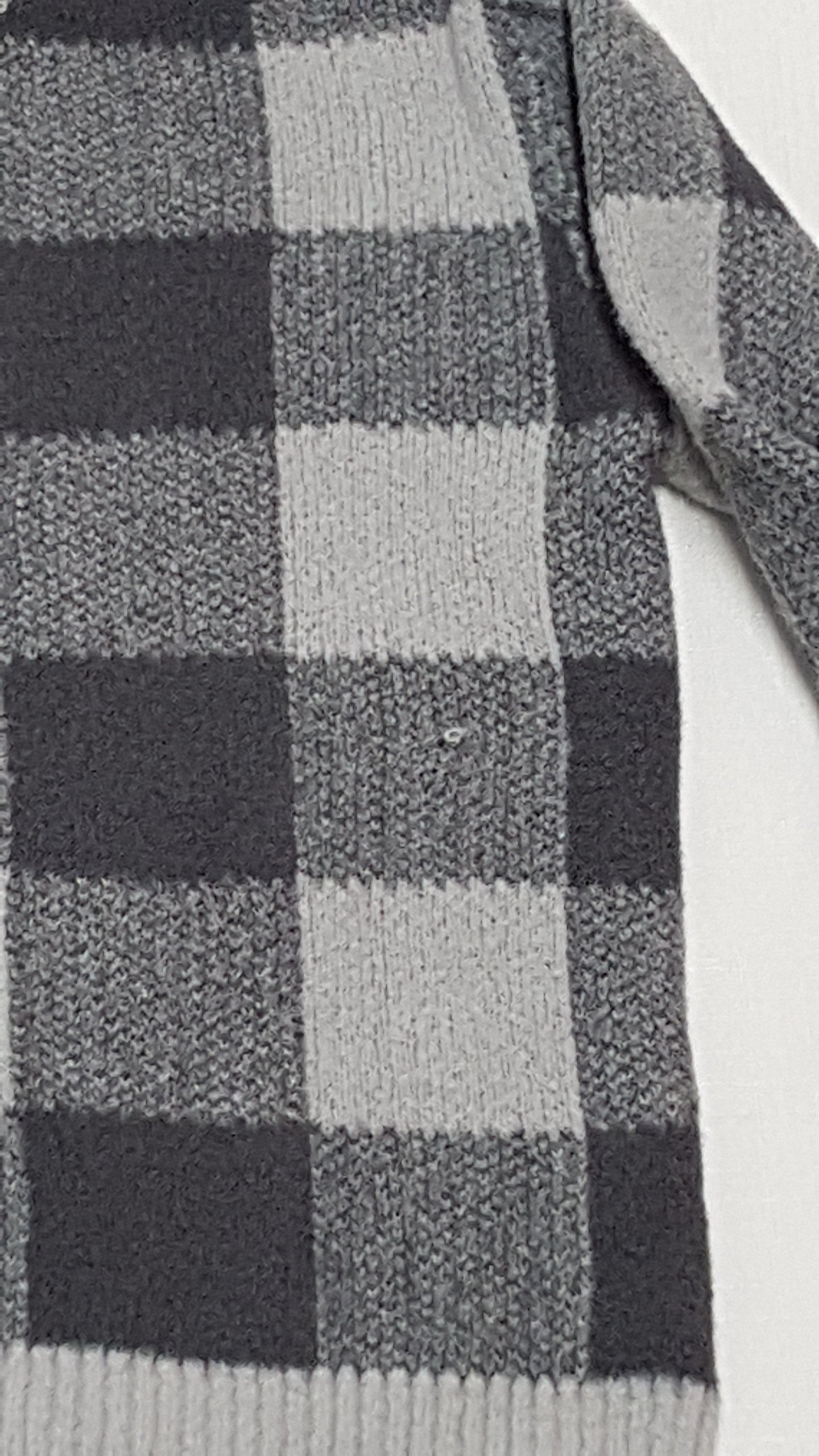 ZARA SZÜRKE NAGY KOCKÁS KISFIÚ PULÓVER 110